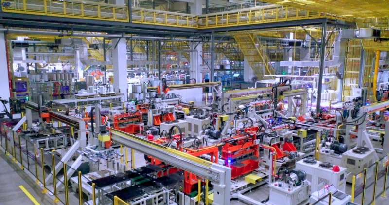 行業(yè)最多！海爾3家工廠獲評(píng)工信部首批卓越級(jí)智能工廠，技術(shù)服務(wù)的引領(lǐng)作用